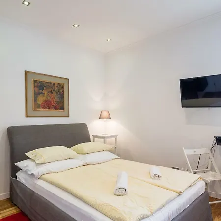 - Grandtulipan Apartament